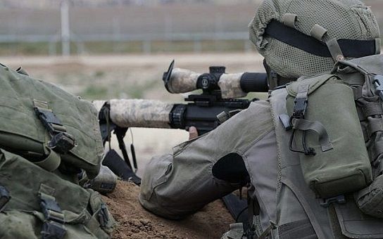 Israel sniper filmed shooting Palestinian civilian as fellow soldiers cheer