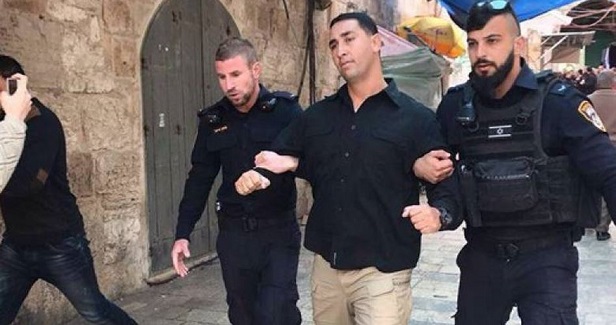 Muslim guard at Aqsa Mosque arrested by Israeli forces