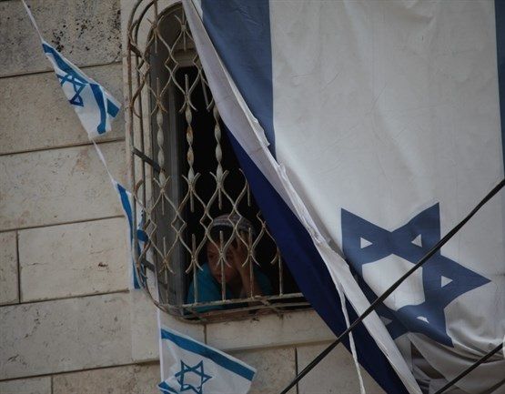 Israeli prosecution delays presenting case against settlers occupying Hebron home