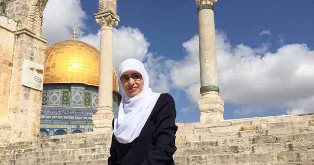 Israel police prevent Palestinian woman from praying at Aqsa Mosque