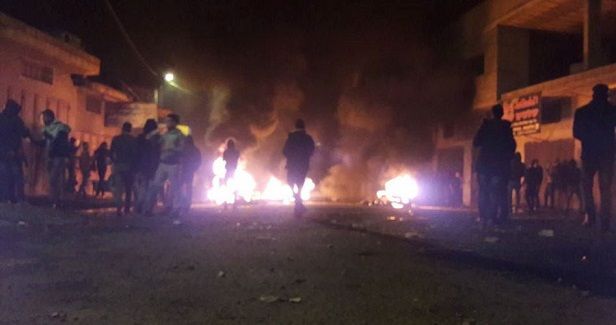 IOF attacks Palestinian citizens in Azzun town