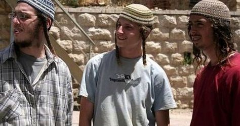 150 Israeli settlers storm Jordan Valley