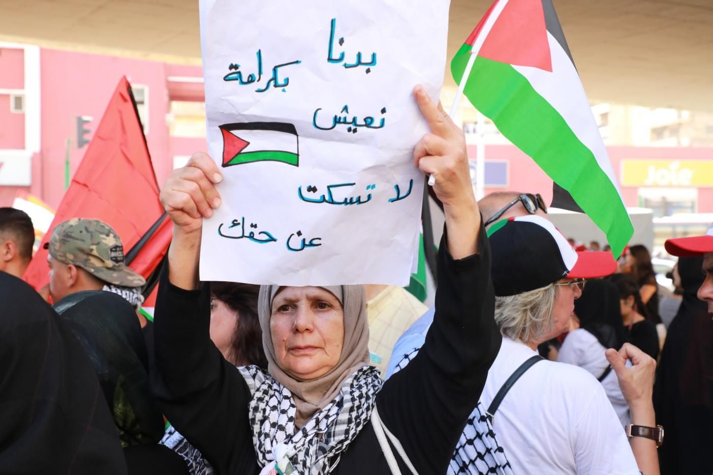 Palestinian refugees in Lebanon denounce new 'inhumane' work restrictions