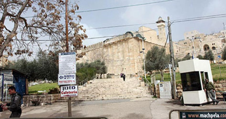 Jewish settlers open cafeteria at Ibrahimi Mosque