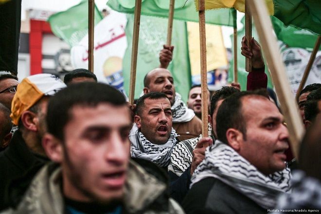 Palestinians call for closing US office in West Bank