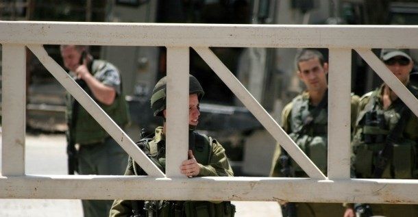 Israeli forces seal off entrance to Ramallah-area village