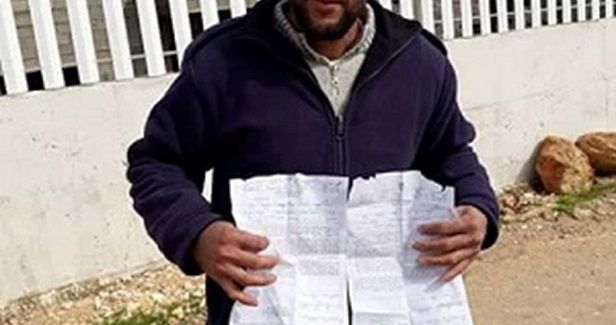 IOF hands over home demolition orders to 3 Palestinians east of Nablus