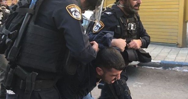 Israeli police kidnap seven Palestinians in Issawiya