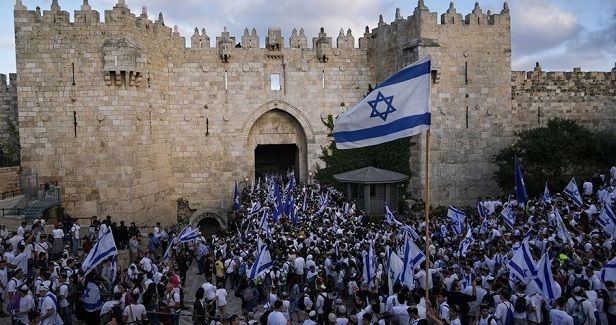 The 'Flag March' reveals the Occupation's dilemma in Jerusalem