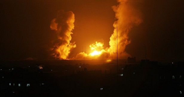 Renewed Israeli air raids target area near Khan Younis seaport