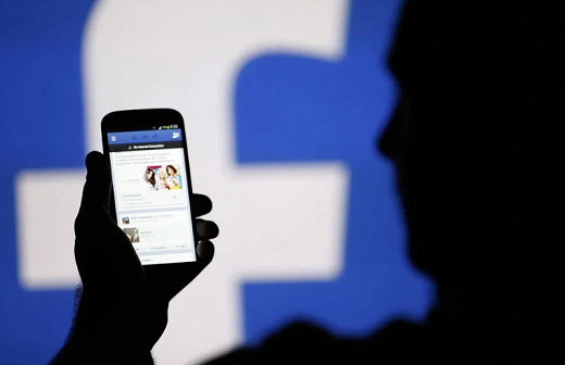 HRW: Facebook stifling Palestinian free speech