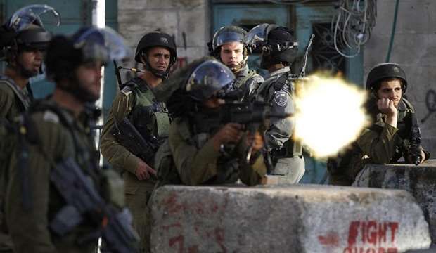 IOF shoots, injures Palestinian man before arrest