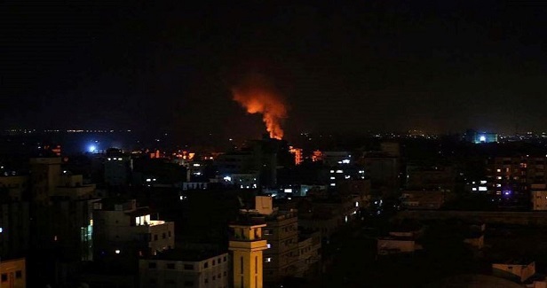 Renewed Israeli airstrikes rock Gaza at dawn