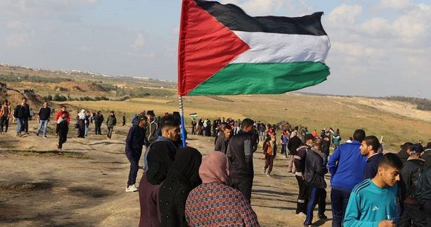 Israeli forces injure Palestinians in Gaza protests