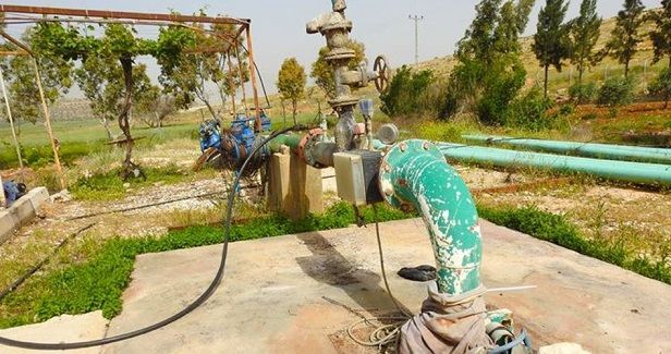 Palestinians are thirsty while Israeli settlers enjoy plenty of water.