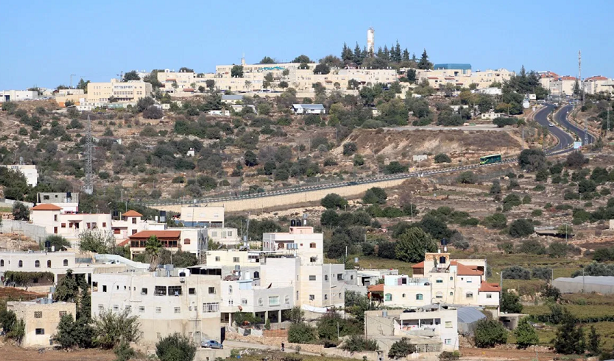 Israel plans West Bank annex after �deal of century�