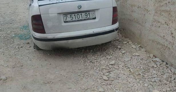 Israeli settlers vandalize Palestinian cars, spray anti-Arab graffiti