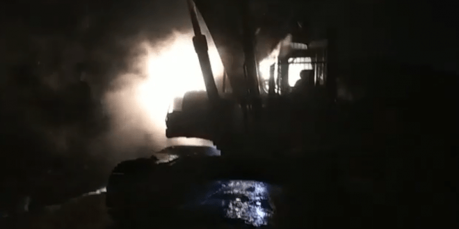 Nablus: Settlers set bulldozer on fire