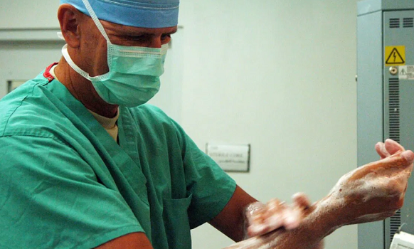 Russia honours Palestine doctor as best cardiologist in 2019