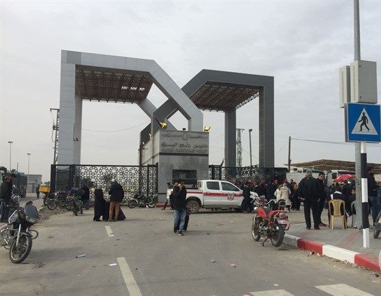 Rafah crossing reopens allowing passage in both directions