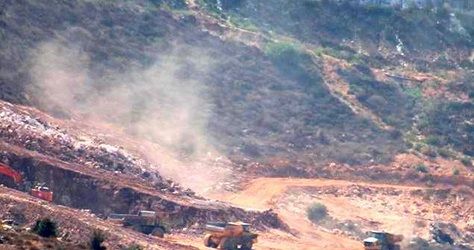 Israeli bulldozers in Salfit ..