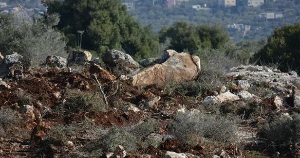 IOF razes lands in Tulkarem, threatens to demolish shops in Nablus