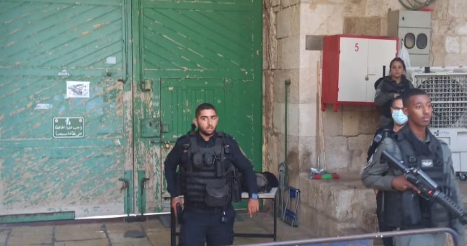 Israeli police arrest Palestinian boy in Jerusalem