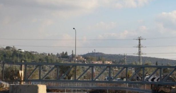 IOF blocks two entrances to Kifl Haris town in Salfit