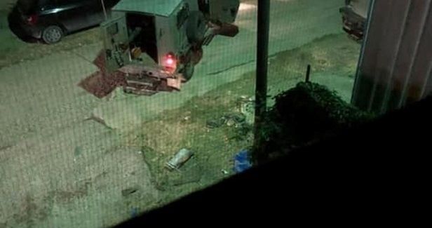 IOF raids homes belonging to relatives of martyr Ashraf Na�alwa