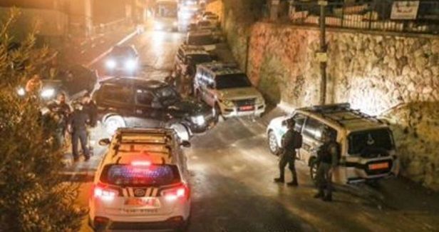 Israeli police attack Issawiya homes with tear gas