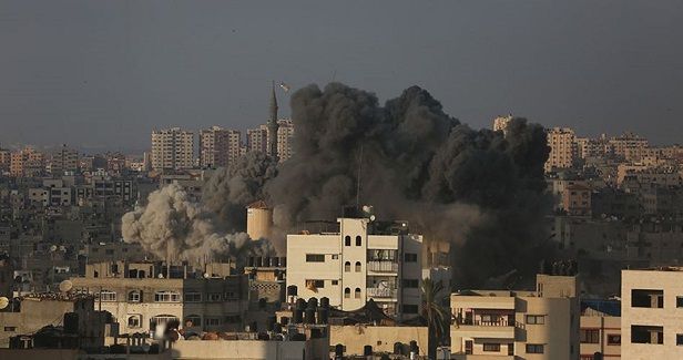 Israeli warplane strikes besieged Gaza