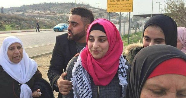 Israeli settlers tries to attack Palestinian prisoner�s family