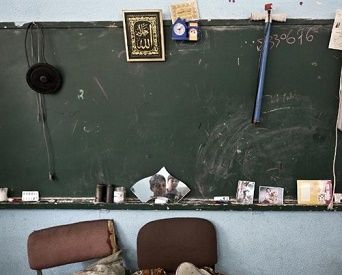 Hamdallah, B'Tselem slam Israel over Jubbet al-Dhib school confiscation