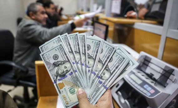 Qatar disburses financial aid for 70,000 families in occupied Gaza