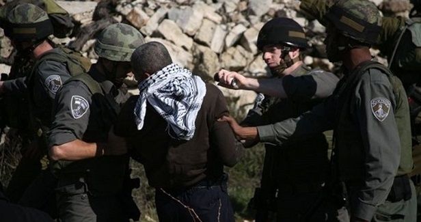 Israeli police arrest six Palestinians near Aqsa Mosque
