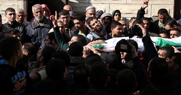 Palestinians in Gaza lay to rest fisherman Zeidan