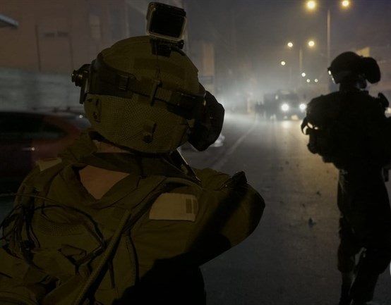 Minor among 10 Palestinians detained by Israeli forces