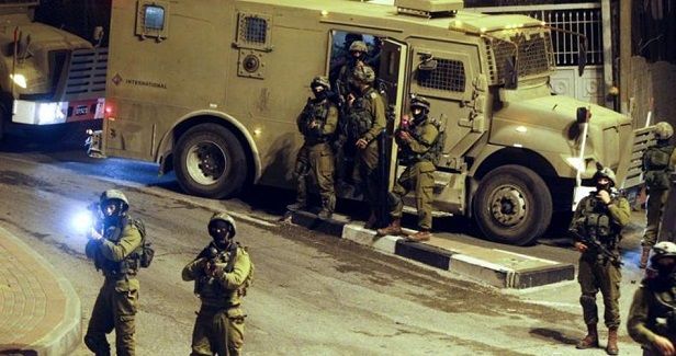 56 Palestinians kidnapped by Israeli forces in predawn sweeps