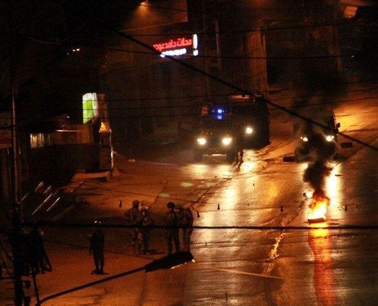 Journalist, paramedic injured as Israeli settlers raid Joseph's Tomb