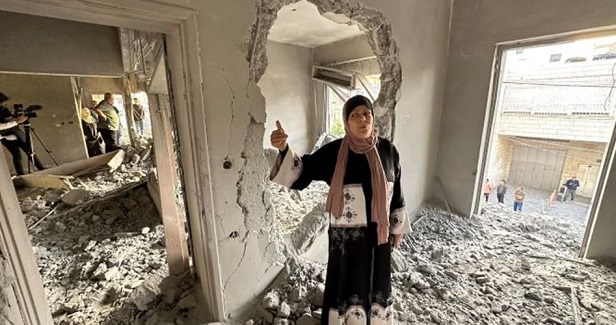 IOF blows up Palestinian prisoner's family house
