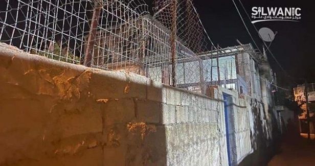 Wadi Hilweh family flees house after selling it to Jewish settlers