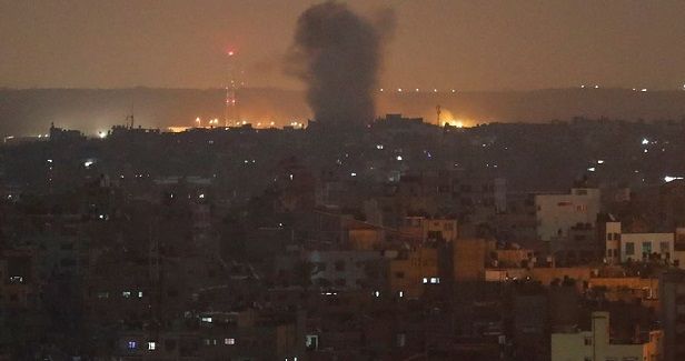 Israeli army bombs different targets in Gaza