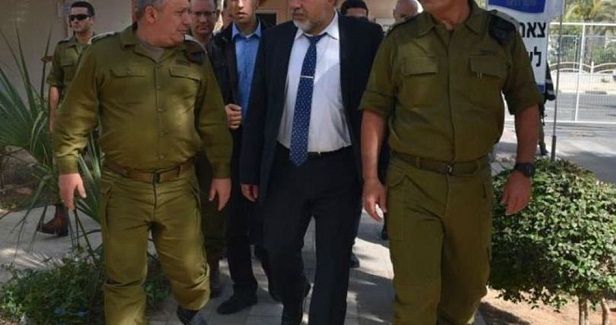 Lieberman orders narrowing of Gaza fishing zone