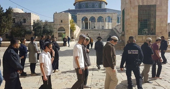 101 Israeli settlers break into 3rd holiest site in Islam