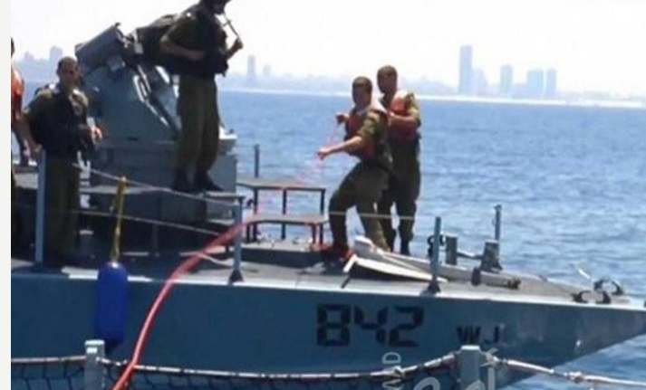 IOF arrests two fishermen off Gaza shores