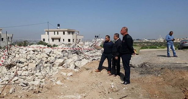 Palestinian ordered to tear down his garage