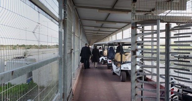 Israeli authorities arrest UN official at Erez crossing