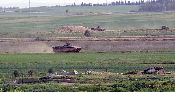 Israeli army bulldozers move 50 meters into blockaded Gaza
