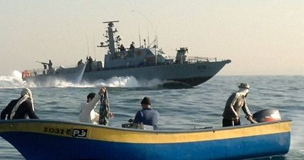 Israeli gunboats attack Palestinian fishermen in Gaza waters