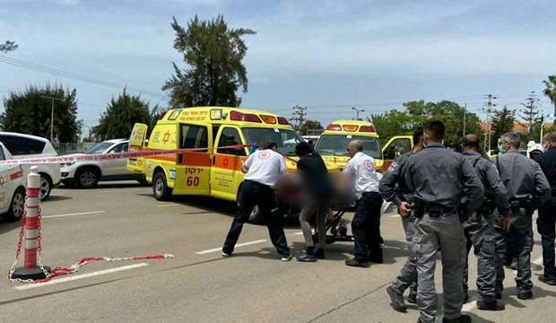 Settler allegedly stabbed in Hizma town